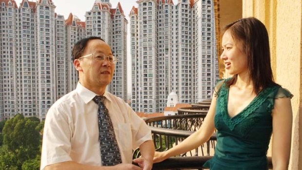Chief defence lawyer Chen Youxi with Mr Ng's wife, Niki.