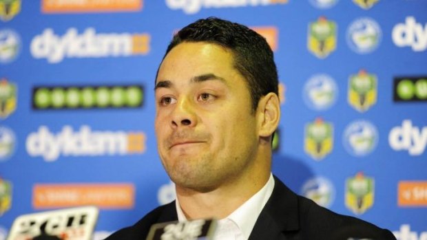 Jarryd Hayne announces his departure from the NRL to try his hand at American football.