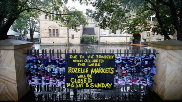 A sign indicating that Rozelle Markets will be closed this weekend due to the explosion in Rozelle.