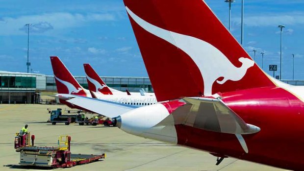 Qantas' biggest shareholder has increased its stake to 9.4 per cent.