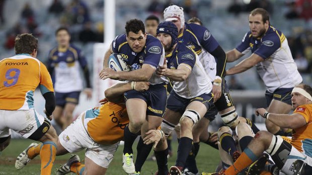 George Smith of the Brumbies runs the ball during the Super Rugby Qualifying Final match between the Brumbies and the Cheetahs.