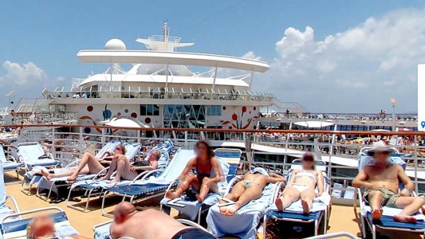 On the Sun Deck ... Google Street View now lets you tour the world's biggest cruise ship, Allure of the Seas.