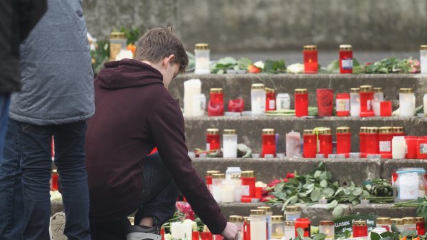 In front of the Joseph-Koenig-Gymnasium high school: 16 students and two teachers from the school were lost in the Germanwings crash.