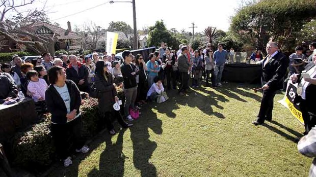 28 Violet Street, Chatswood sold at auction on Saturday for $1,908,000 with a reserve of $1,500,000.