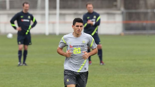 Tomas Rogic will train with Scottish giants Celtic.