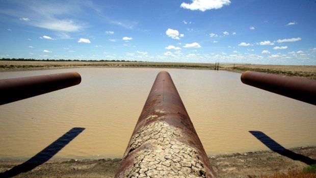 Irrigation pipes are high and dry at the drought-affected Cubbie Station cotton farm in this 2006 file picture.