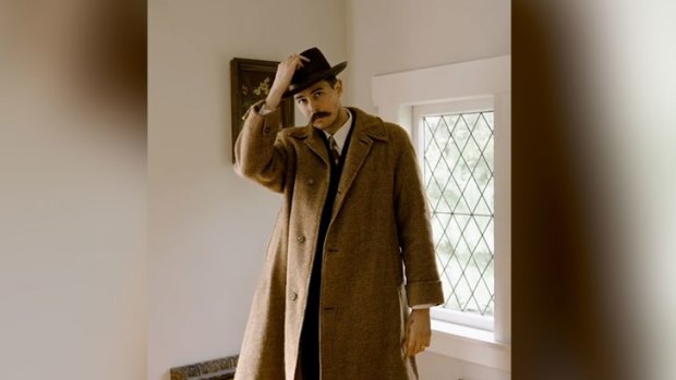 A 1940s American gangster suit from start to finish