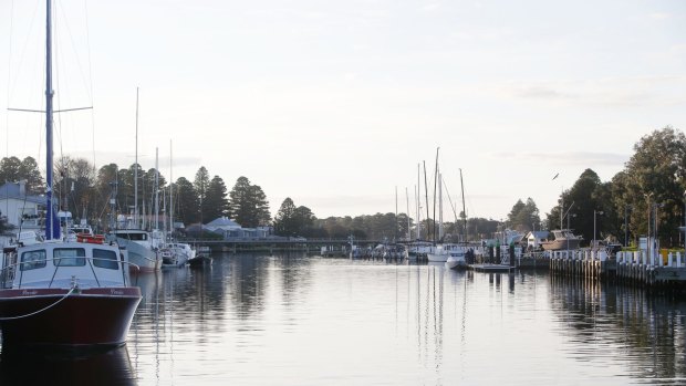 Now and then. Moyne River, Port Fairy. 