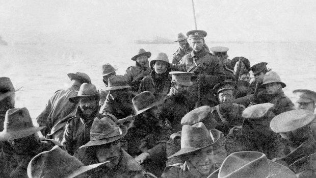 Men of the 1st Divisional Signal Company about to land at Anzac Cove.