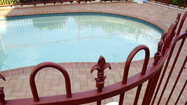 New warning ... electricians are concerned about the dangers posed by some metal pool fences.