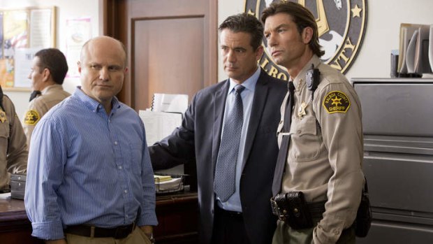 <i>Veronica Mars</i> cast: Enrico Colantoni as Keith Mars, Daran Norris as Cliff McCormack and Jerry O'Connell as Sheriff Dan.