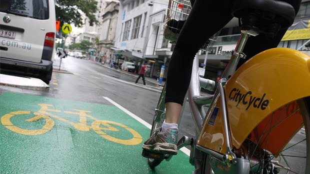 A survey has found women ride bicycles less than men because they fear more for their safety.