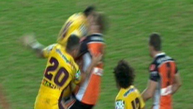 Pain language &#8230; Ben Teo of the Broncos was involved in a sickening collision with Tigers prop Matt Groat.
