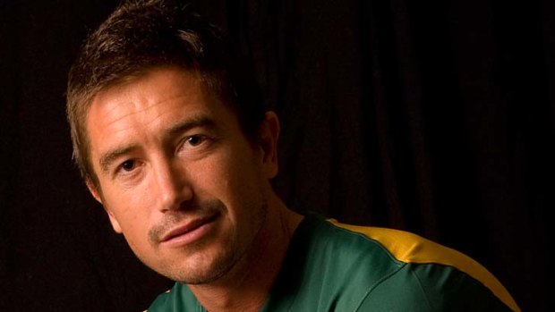 Tug of war ... Melbourne Victory and Sydney FC are in the race to sign Harry Kewell.