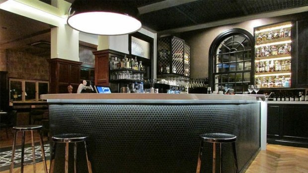 Must Do Brisbane secret bars: Socialites Bar