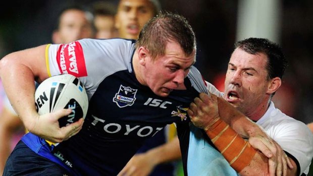 Ironman &#8230; Paul Gallen gets to grips with Glenn Hall.