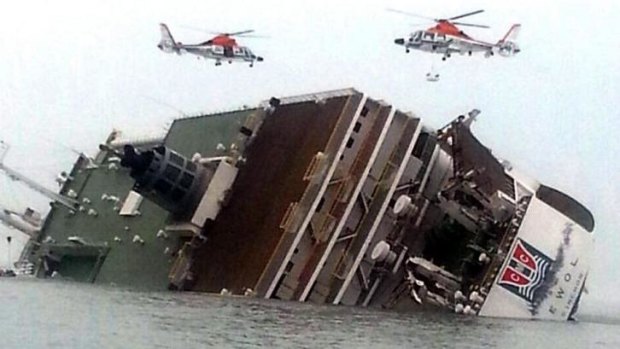 Helicopters aiding the sinking ferry Sewol, which was carrying 477 people between the South Korean port of Incheon and the resort island of Jeju.