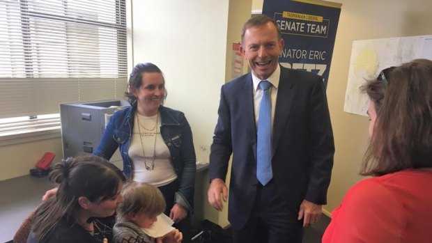 Tony Abbott meeting with 'no' campaigners in Hobart earlier on Thursday.