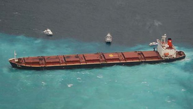 The Chinese-registered bulk coal carrier Shen Neng 1 aground 70 kilometres east of Great Keppel Island.