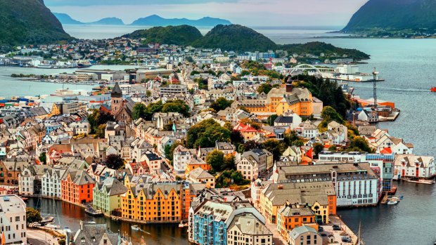 Climb 418 steps up Mt Aksla to view Ålesund's colourful Art Nouveau architecture from above.