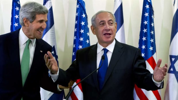 US Secretary of State John Kerry, left, and Israeli Prime Minister Benjamin  Netanyahu   seemed relaxed after a lengthy meeting on the the need to remove all of Syria's chemical weapons.