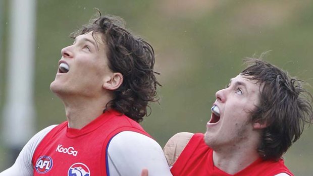 Bulldogs ruckmen Will Minson (left) and Ayce Cordy at a training session.