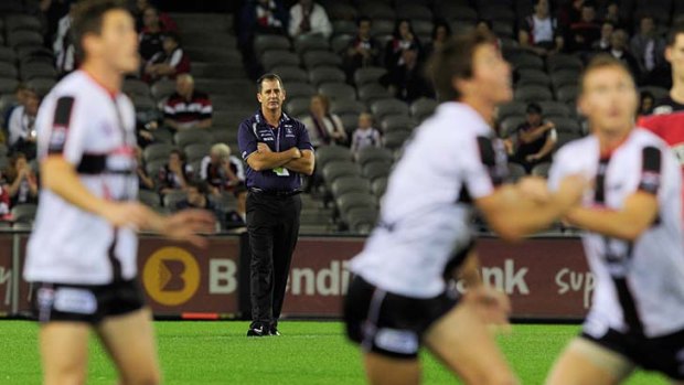 Fremantle coach Ross Lyon watches St Kilda during the warm up.
