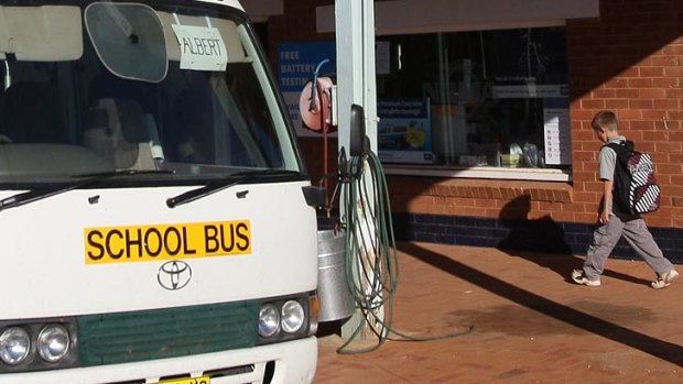 Queensland school buses will not have compulsory seat belts.