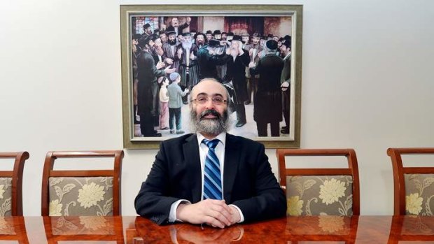 Rabbi Meir Kluwgant.