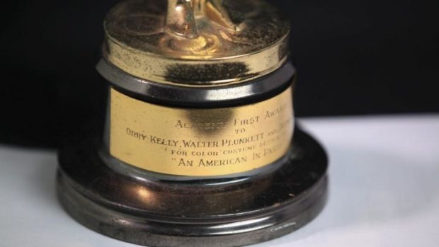 Close up: Orry-Kelly's Oscar for <i>An American In Paris</i>. 