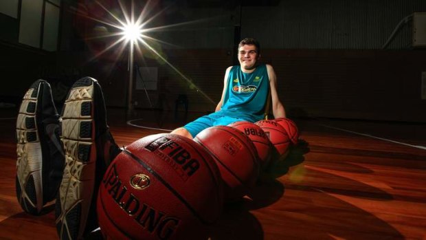 16-year-old basketballer Isaac Humphries is 2.13m tall and has legs the length of 6 basketballs in a line. Isaac is at the AIS as part of an Australian development camp and has moved to Canberra from Sydney as part of the Basketball Australia centre of excellence.