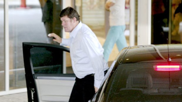 A dad again ... James Packer arrives at the Mater Hospital to visit his new son, Jackson Lloyd.