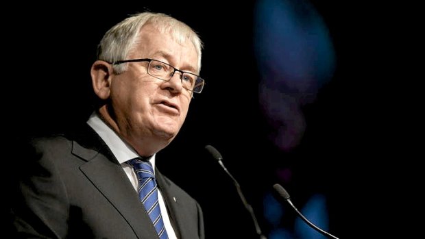 Shadow finance minister Andrew Robb plans to wage war on federal red tape.