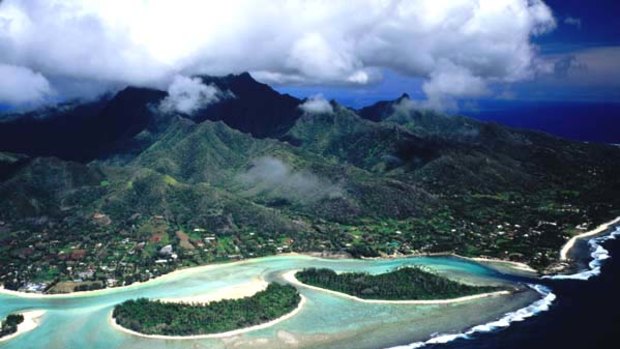 The South Pacific's best beach ... Muri is protected by a barrier reef and three tiny motu.