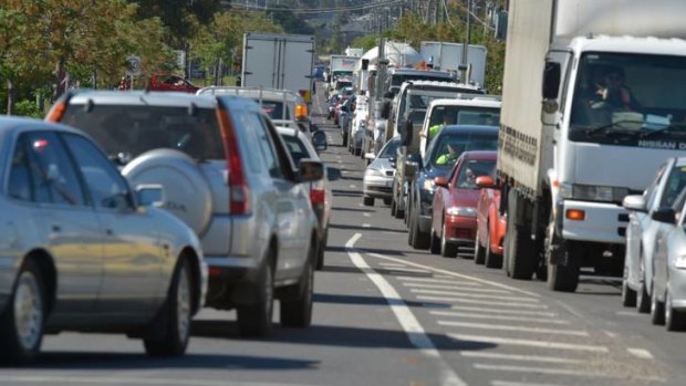 Traffic snarls in South Morang, at the corner of Miller and Cooper streets yesterday.