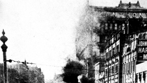 Scene from the General Strike in George Street, Sydney, 1917. 