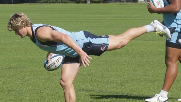 Not a stretch &#8230; Berrick Barnes trained yesterday with the Waratahs, who will lobby SANZAR and the ARU for more Sunday afternoon games.