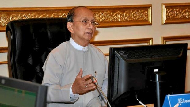 Myanmar President Thein Sein holding a meeting in preparation for the approaching Cyclone Mahasen, ahead of his US visit.