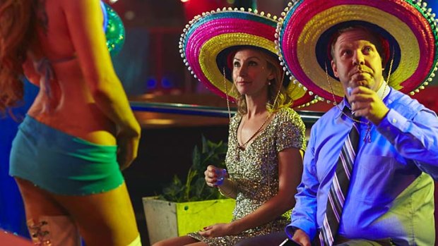 Come here often? Series creator Peter Helliar and Lisa McCune in the opening episode of <em>It's a Date</em>.