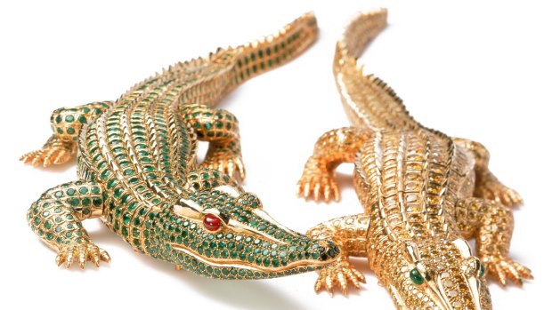 The crocodile brooches made from yellow diamonds and emeralds.