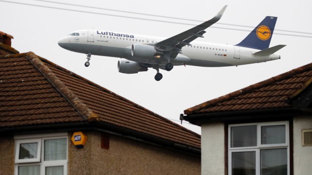 The UK government's plan to expand Heathrow Airport concerns environmental campaigners.