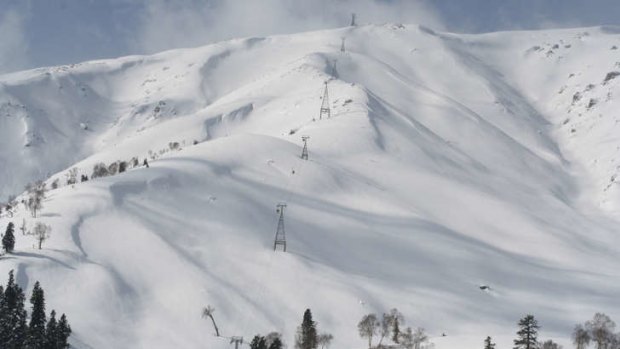 For the adventurous, $10 lift passes can be had at Gulmarg, Kashmir.