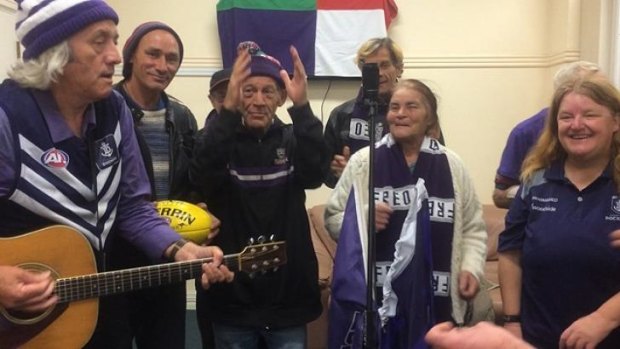 The Starlight Hotel Choir say they have a better option than the current Dockers team song.