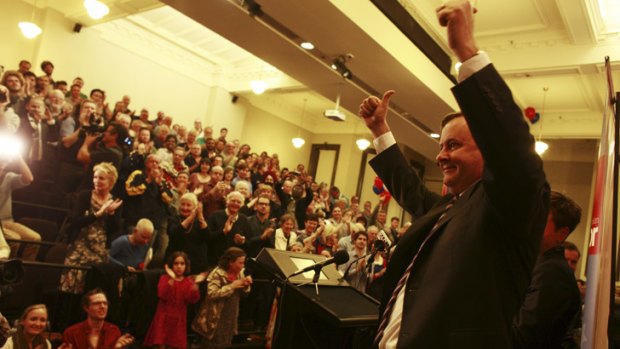 Thumbs up: Anthony Albanese makes his pitch in Sydney.