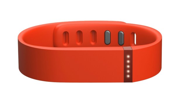  Depending on your resolution, Fitbit is one technology that can help you hit your targets. 