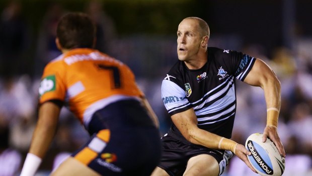 Keen to stay on: Veteran Sharks halfback Jeff Robson is aiming to play for one more season.