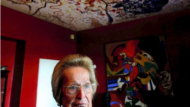 Living art ... the late art collector Ann Lewis at her Rose Bay home which sold for $15 million.