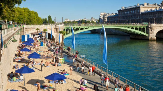Paris beach at the side of the River Seine.