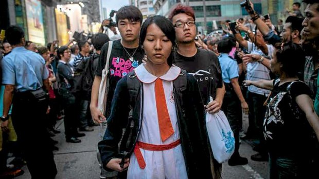 Hong Kong Protesters Refuse To Bow