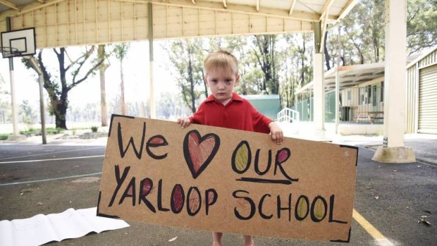 In October Yarloop residents waged a campaign to convince the government to reopen Yarloop's primary school.